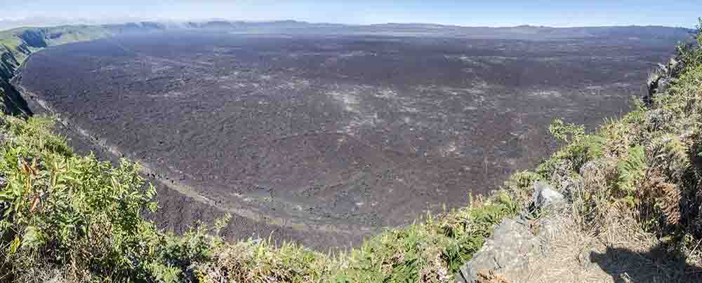 71 - Ecuador - islas Galapagos - isla Isabela - volcan Sierra Negra